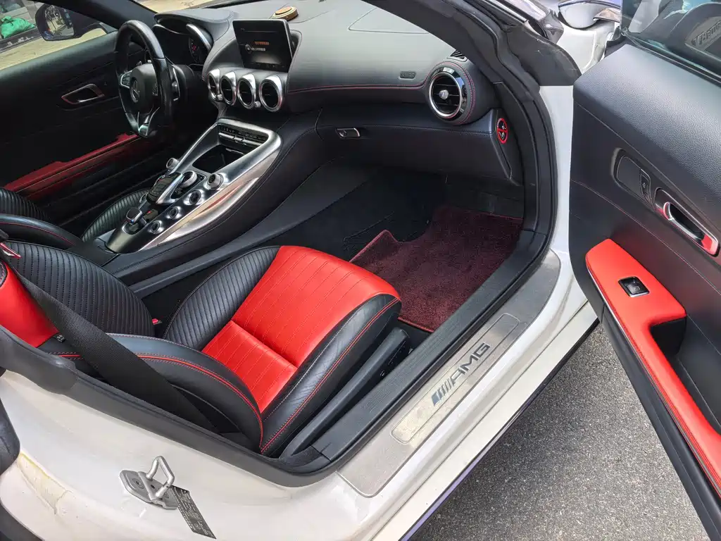Mercedes-Benz AMG GT — миниатюра 11