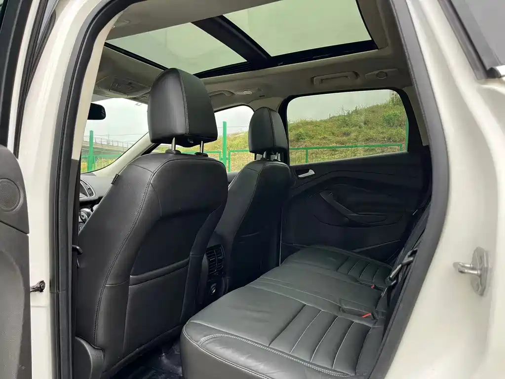 Ford Kuga 2.0L GTDi 4WD Elite Type, фото 9