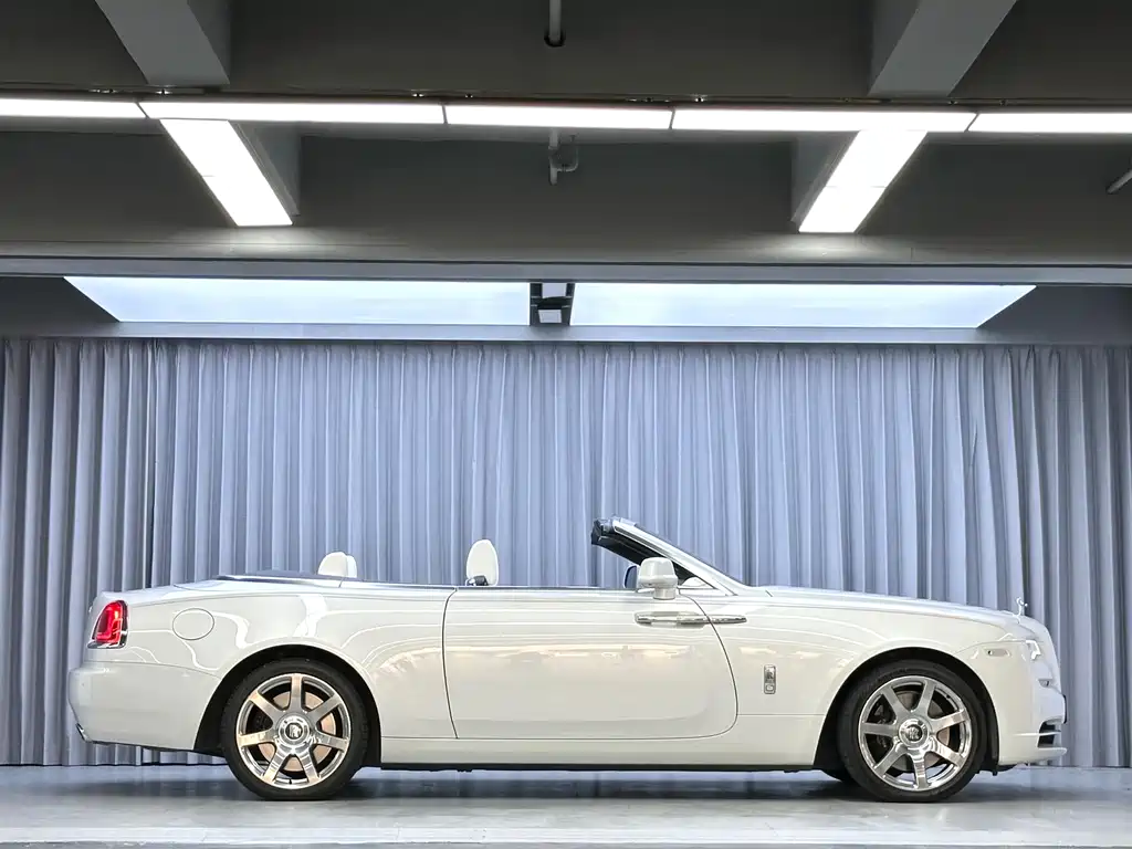 Rolls-Royce Dawn — миниатюра 13
