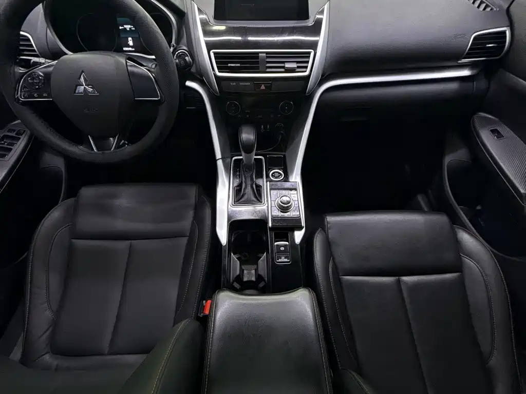 Mitsubishi Eclipse Cross — миниатюра 10