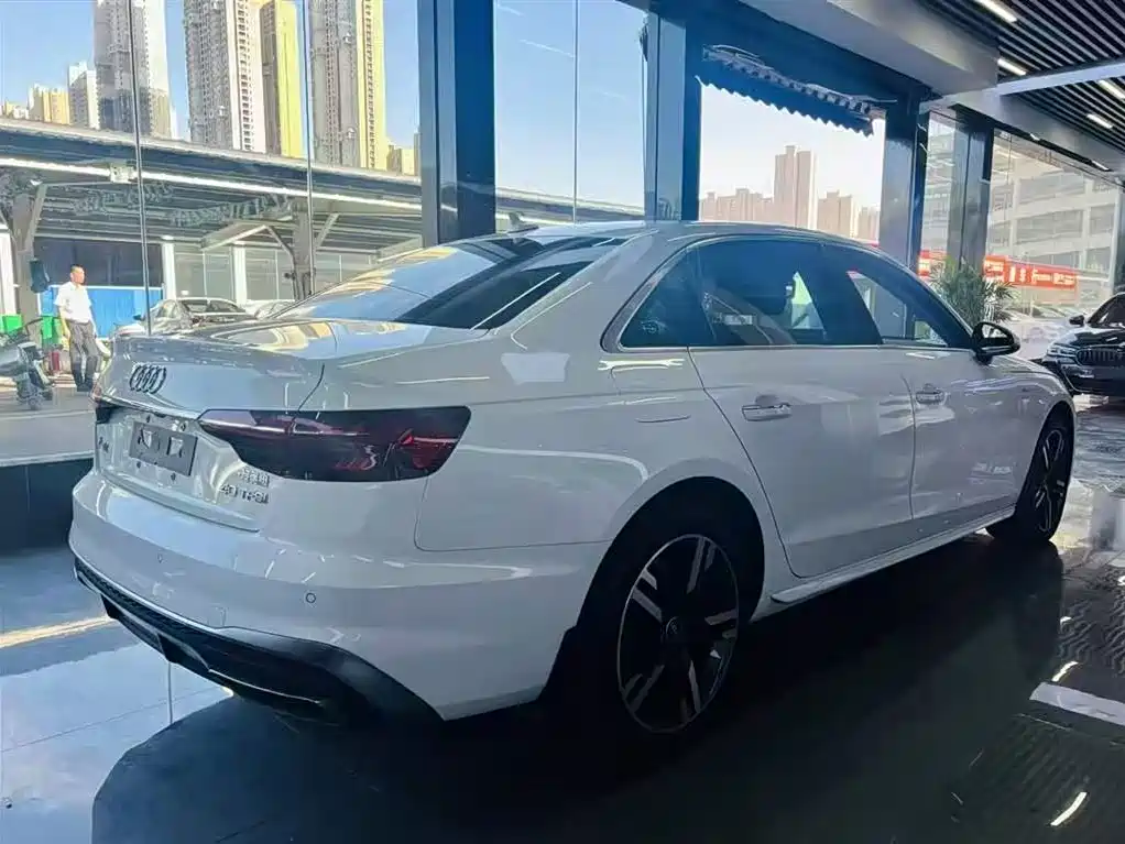 Audi A4L 2020 40 TFSI Fashion