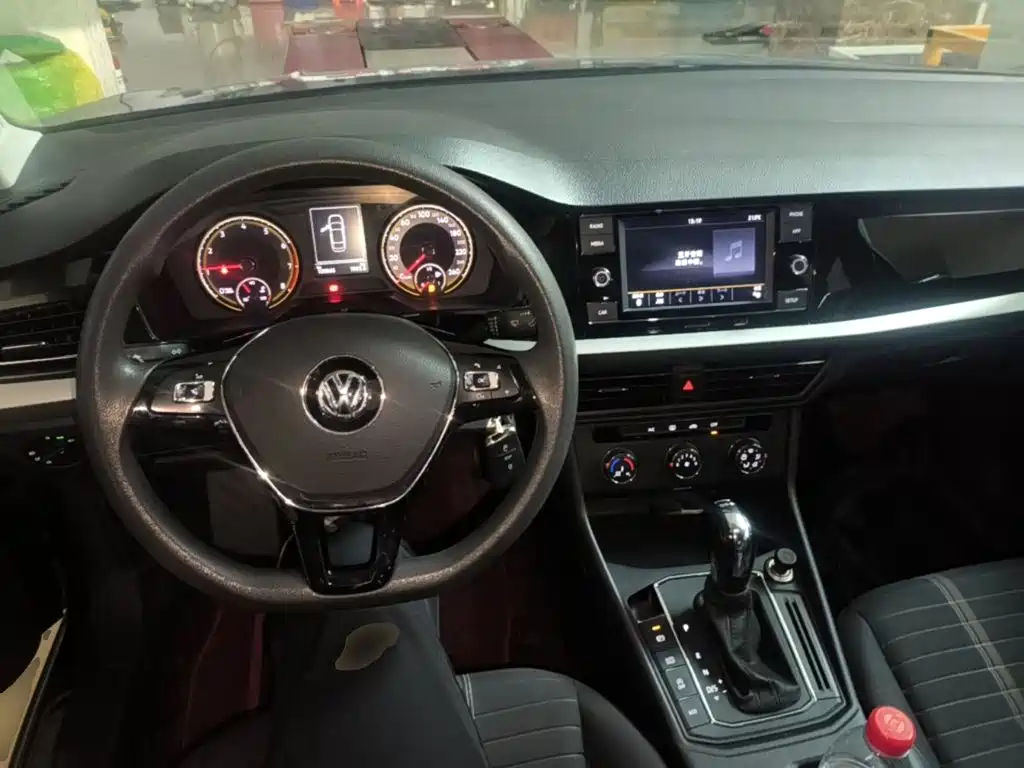 Volkswagen Lavida — миниатюра 10