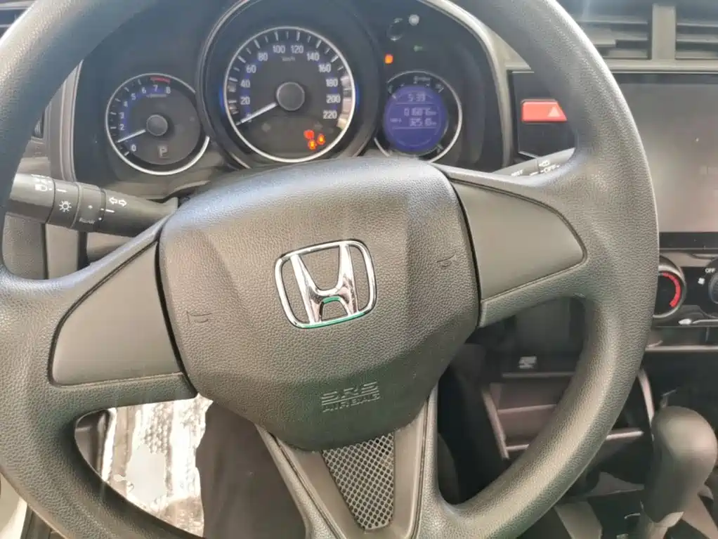 Honda Fit — миниатюра 11