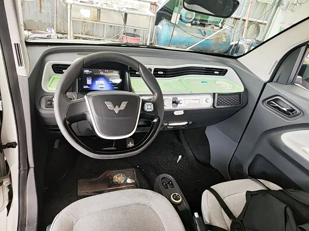 Wuling MINIEV — миниатюра 10