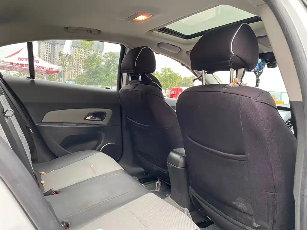 Chevrolet Cruze — миниатюра 7