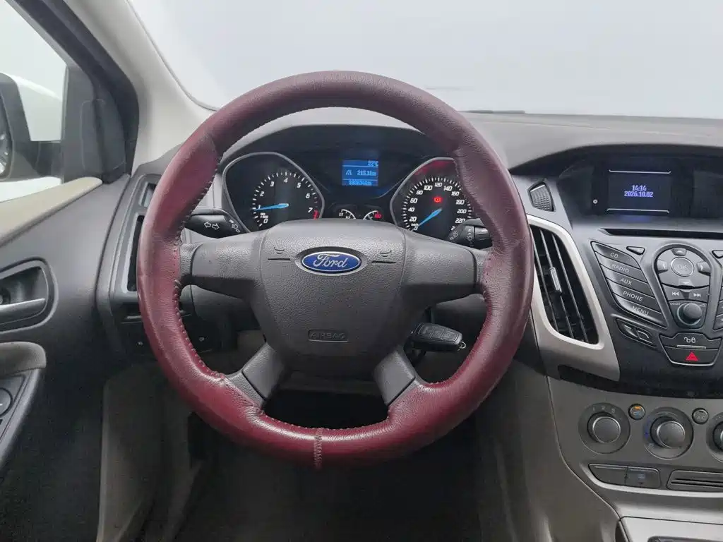 Ford Focus — миниатюра 11