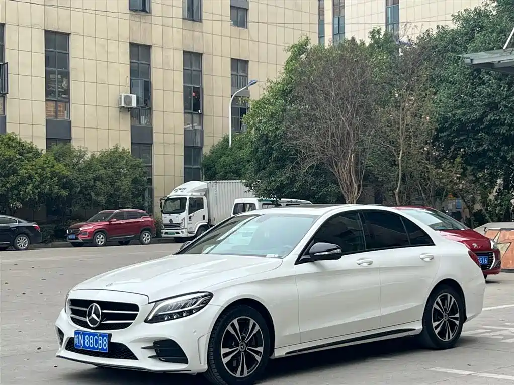 MERCEDES-BENZ C CLASS