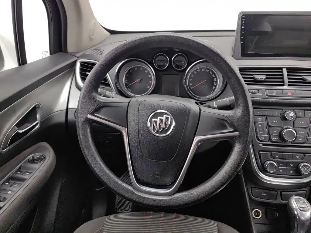 Buick Encore — миниатюра 11