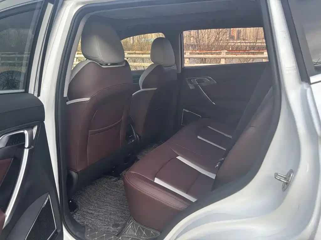 GEELY AUTOMOBILE BOYUE