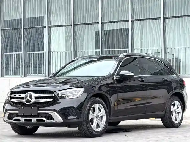 MERCEDES BENZ GLC