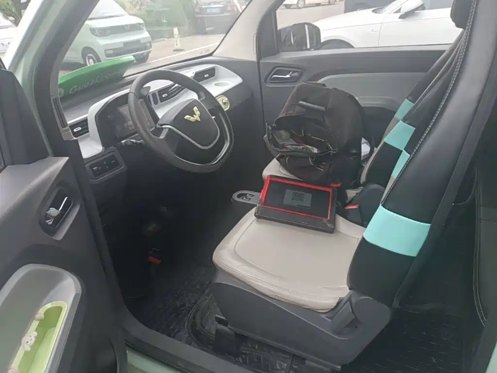 Wuling MINIEV — миниатюра 15