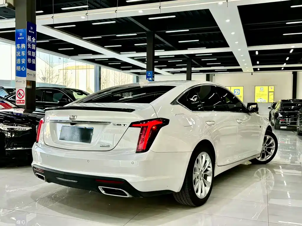CADILLAC CT5