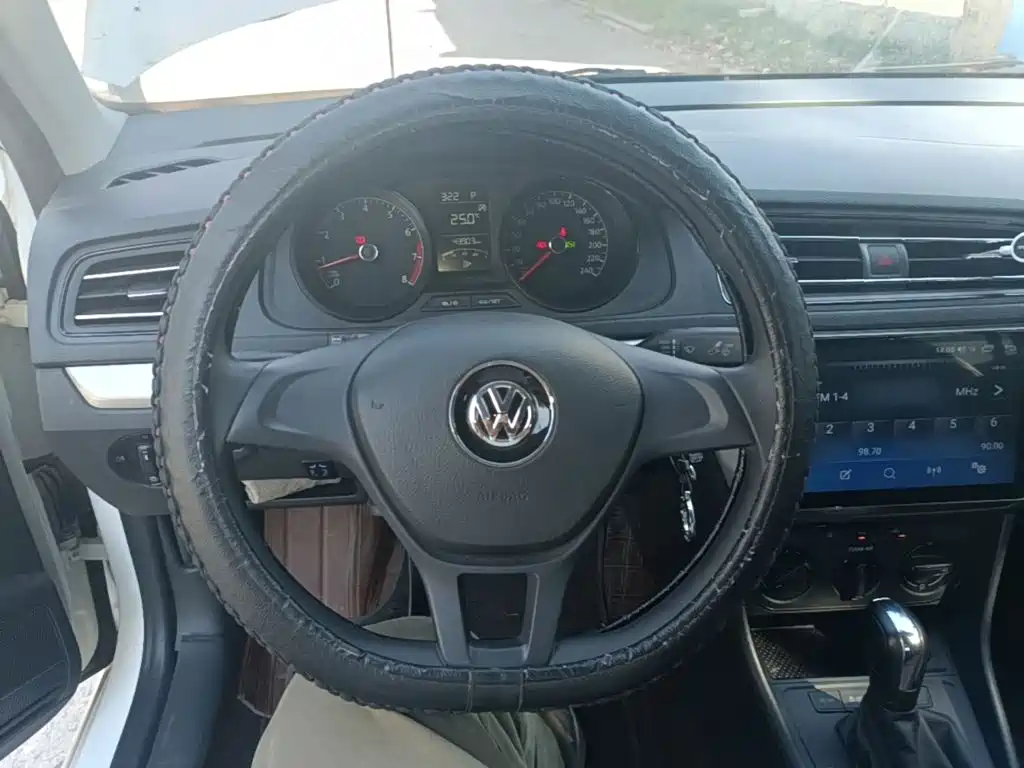 Volkswagen Lavida — миниатюра 11