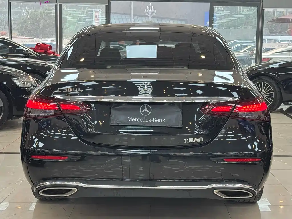 MERCEDES-BENZ E CLASS