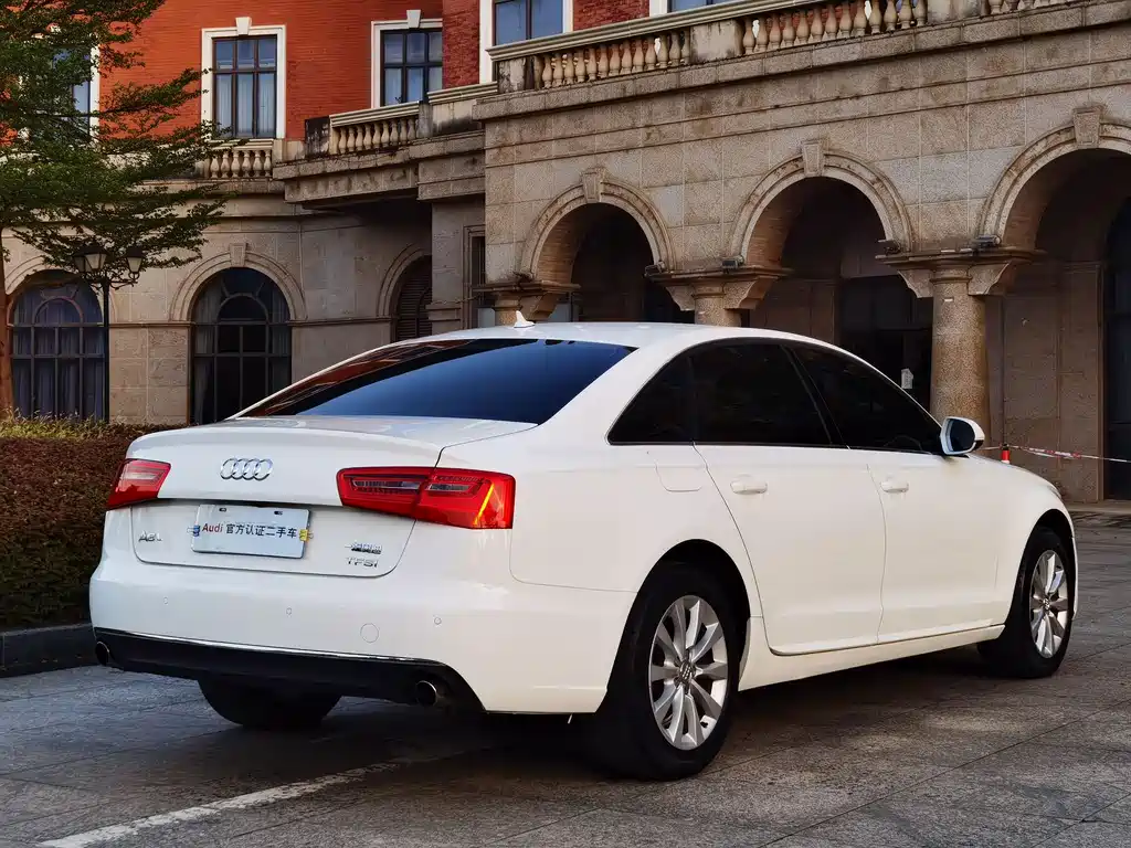 Audi A6L — миниатюра 6