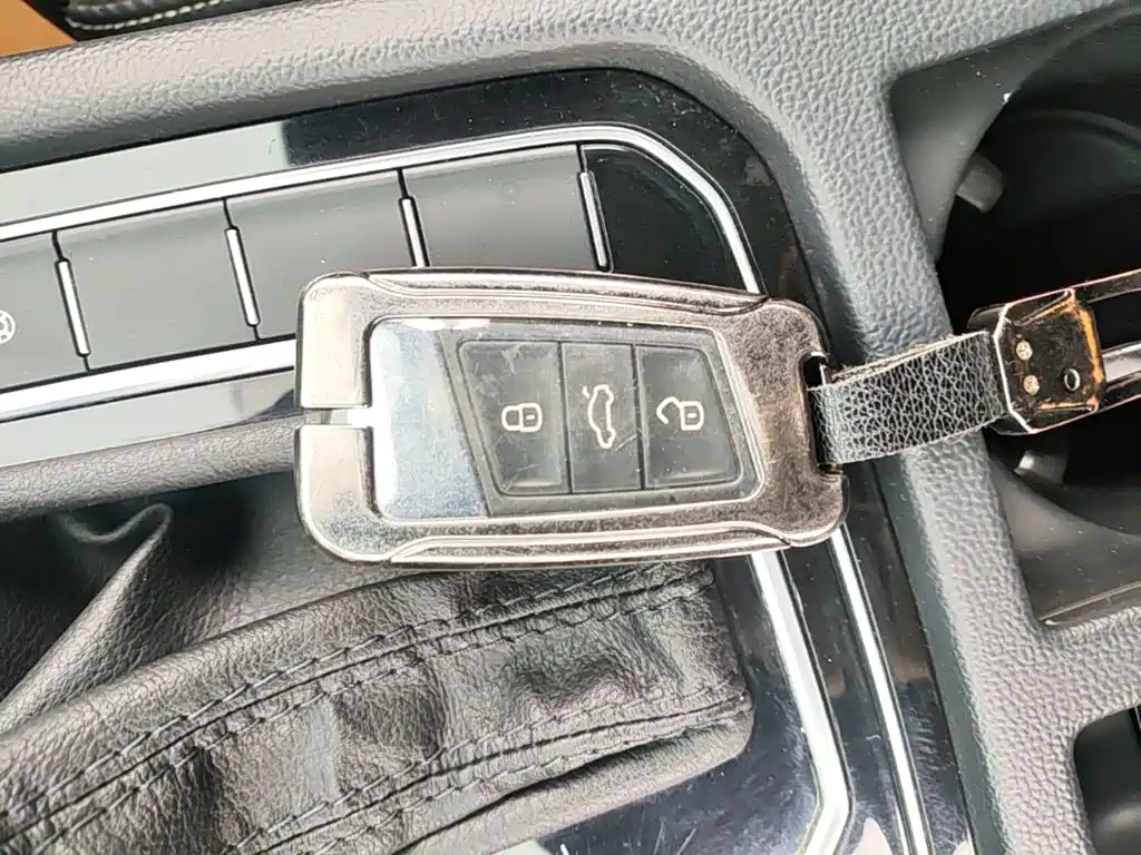 Volkswagen CC — миниатюра 9