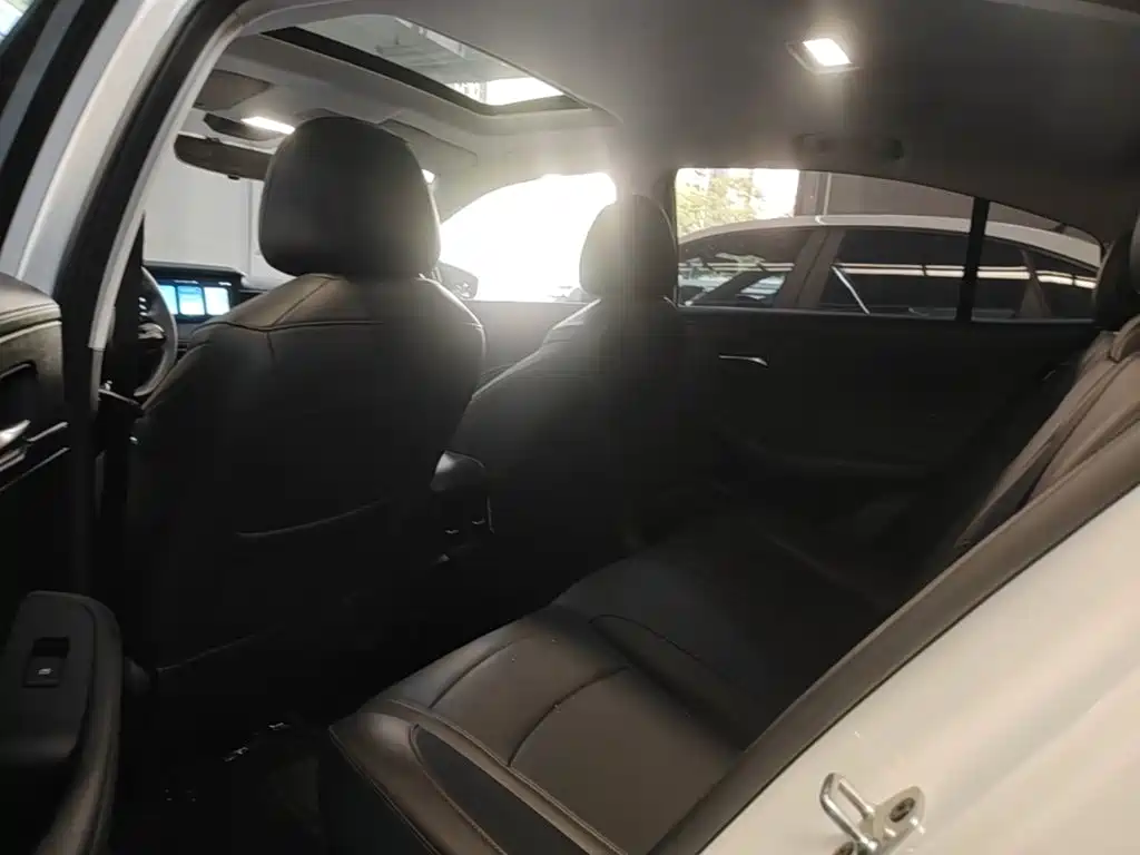 Roewe i5 — миниатюра 17