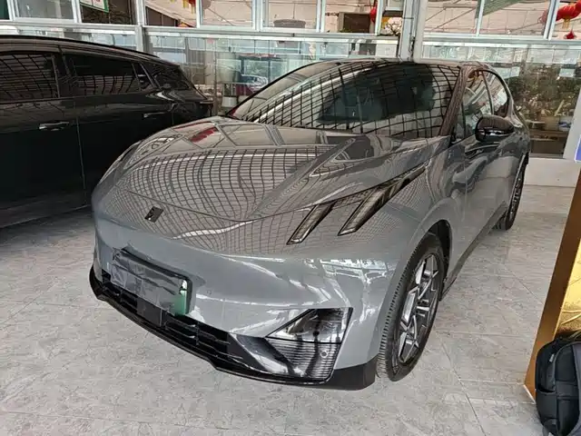 2024 Lynk & Co Z20