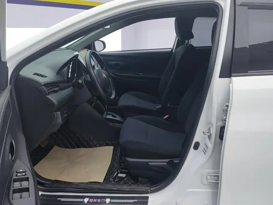 TOYOTA YARIS L ZHIXUAN
