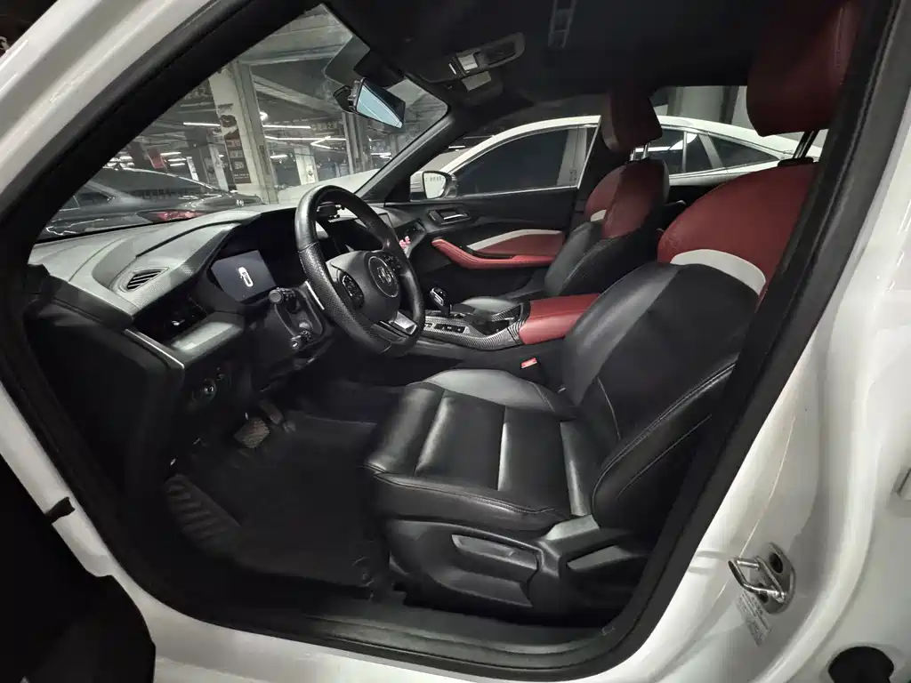 MG MG5 — миниатюра 4