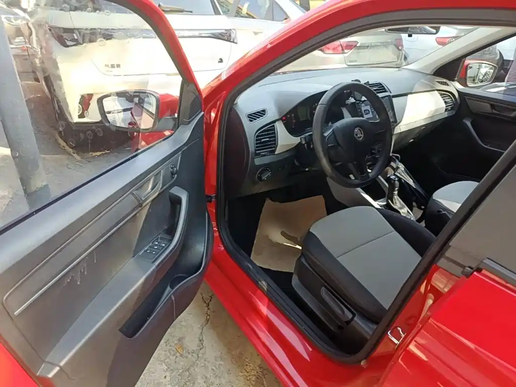 Skoda Fabia — миниатюра 16