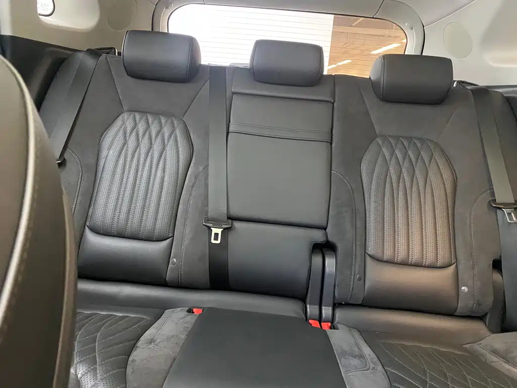 Hongqi Hongqi HS5 — миниатюра 12