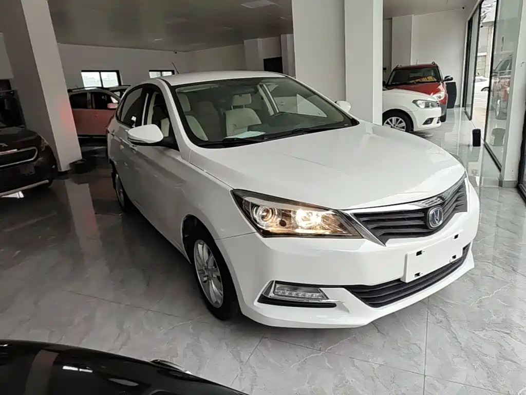 Changan V7 — миниатюра 4