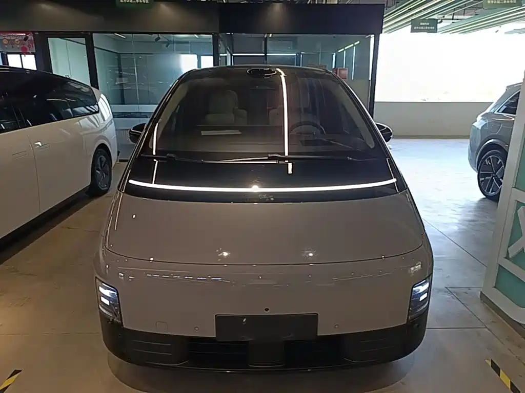 Li Auto Li MEGA — миниатюра 3