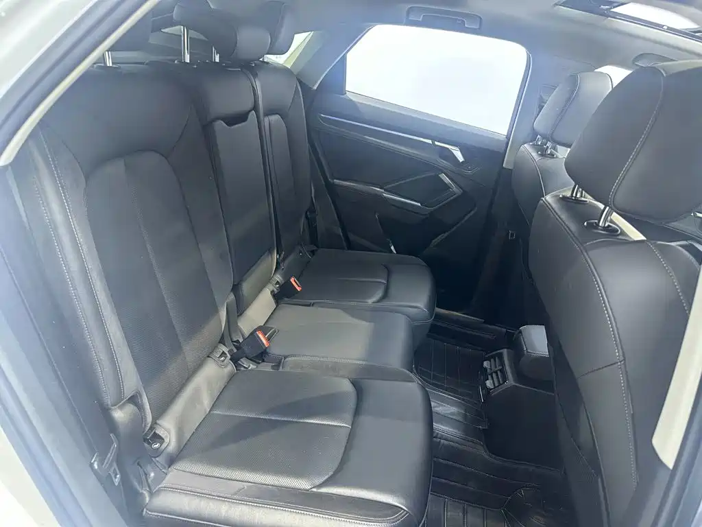 Audi Q3 Sportback — миниатюра 8