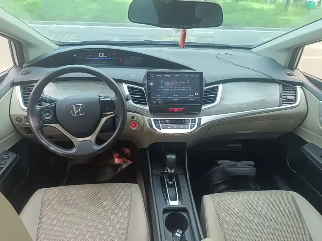 Honda Jade — миниатюра 10