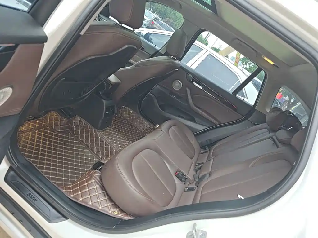BMW X1 — миниатюра 17