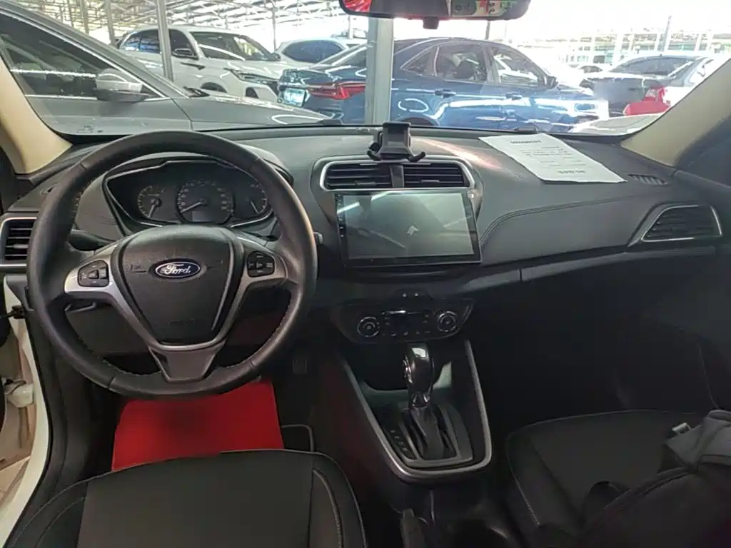 Ford Escort — миниатюра 10