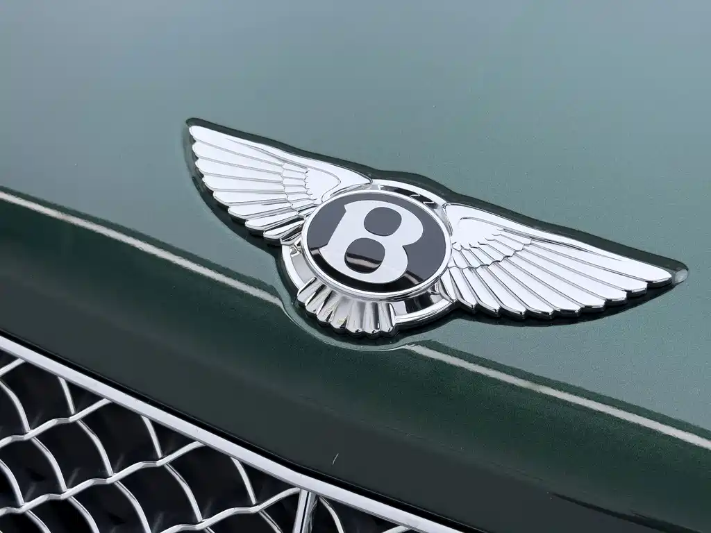 Bentley Bentayga — миниатюра 9