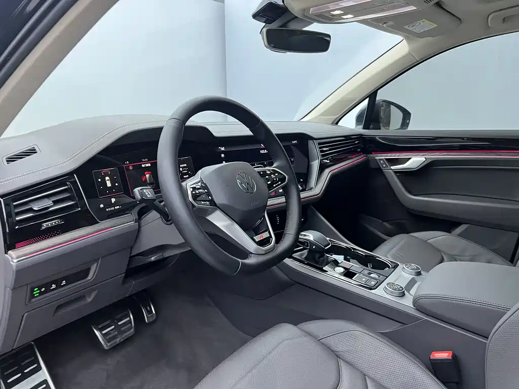 Volkswagen Touareg 2021 2.0TSI
