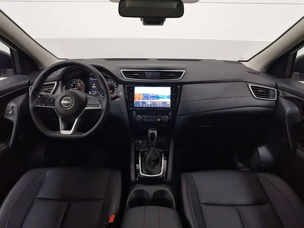Nissan Qashqai — миниатюра 5