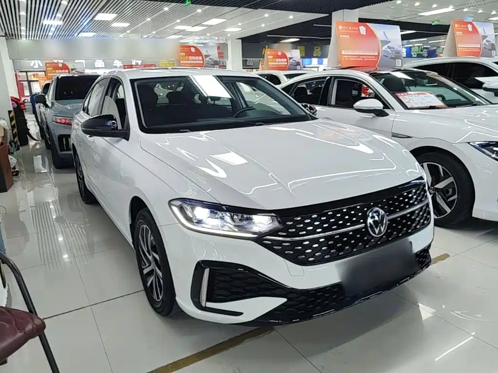 Volkswagen Lavida — миниатюра 4