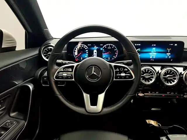 Mercedes-Benz A-Class (Import) — миниатюра 11