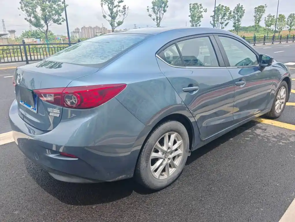 Mazda 3 Axela — миниатюра 4