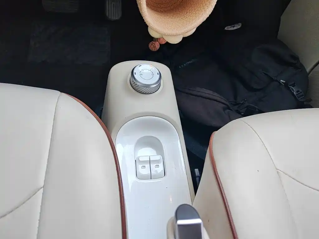 Wuling MINIEV — миниатюра 14