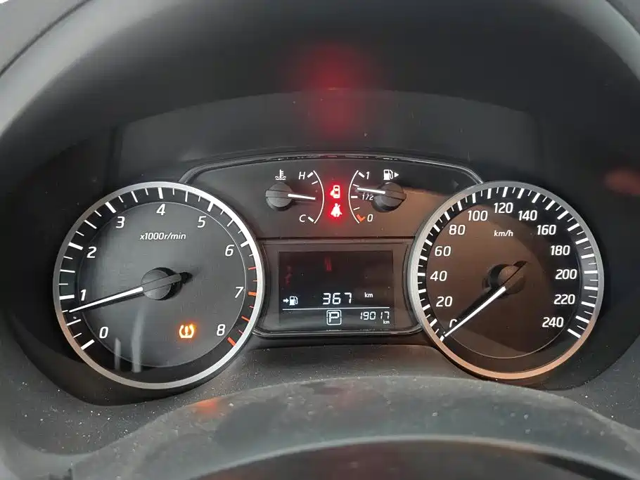Nissan Sylphy — миниатюра 14
