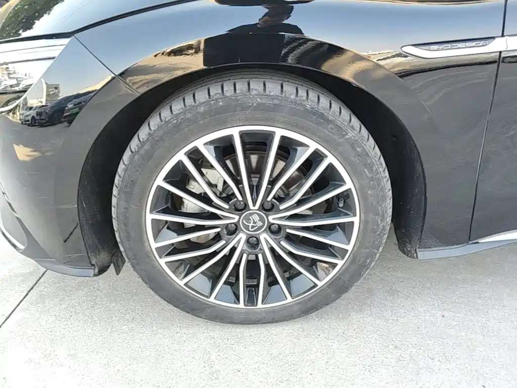 BYD Han — миниатюра 23
