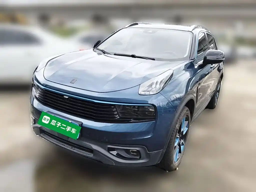 Lynk & Co 01