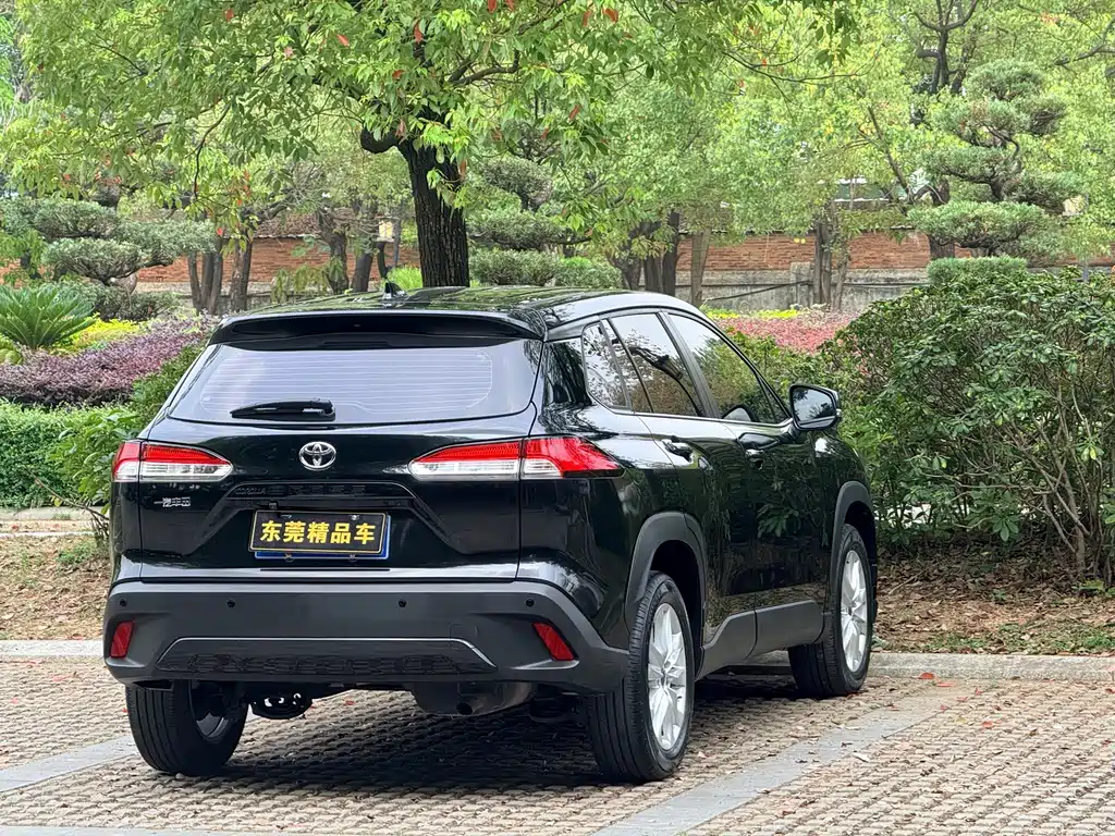 Toyota Corolla Cross — миниатюра 5