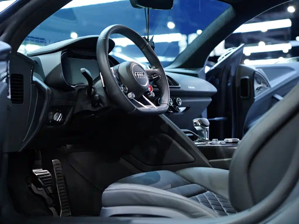 Audi R8 — миниатюра 14