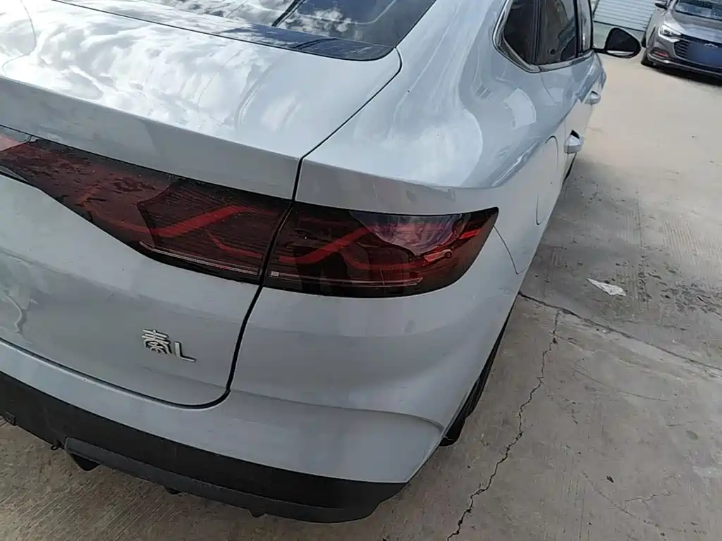 BYD Qin L — миниатюра 8