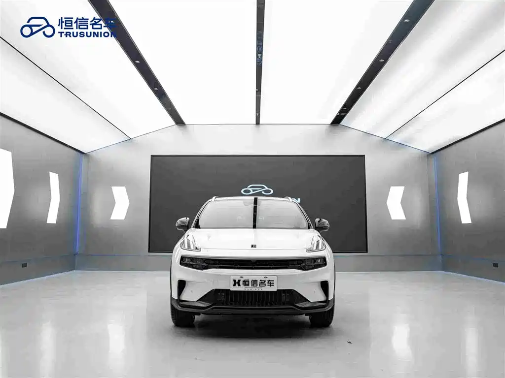 Lynk & Co 06 — миниатюра 2