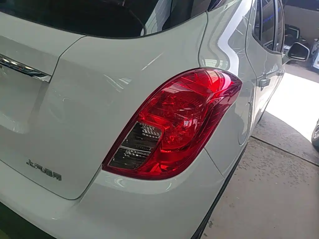 Buick Encore — миниатюра 8