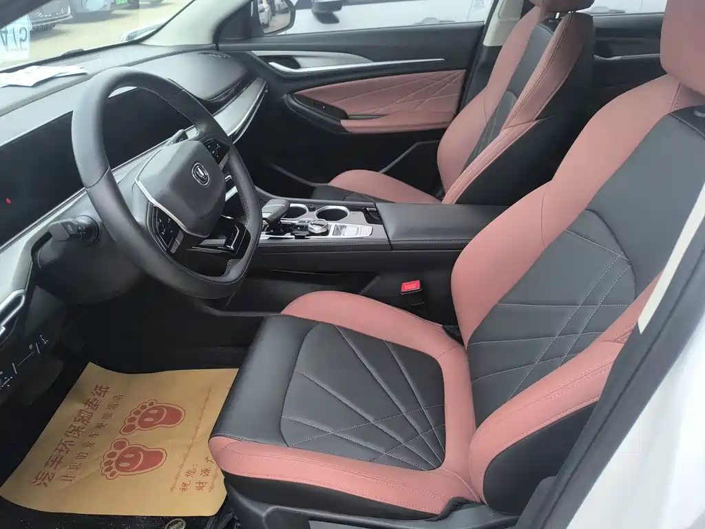 Changan Eado — миниатюра 4