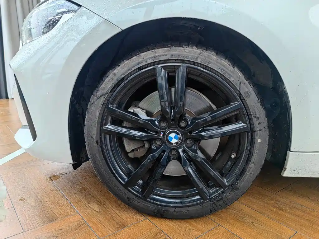BMW 1 Series — миниатюра 13