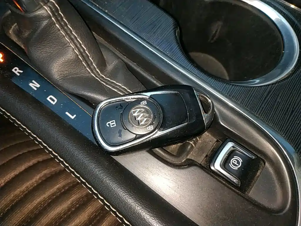 Buick Envision Plus — миниатюра 9